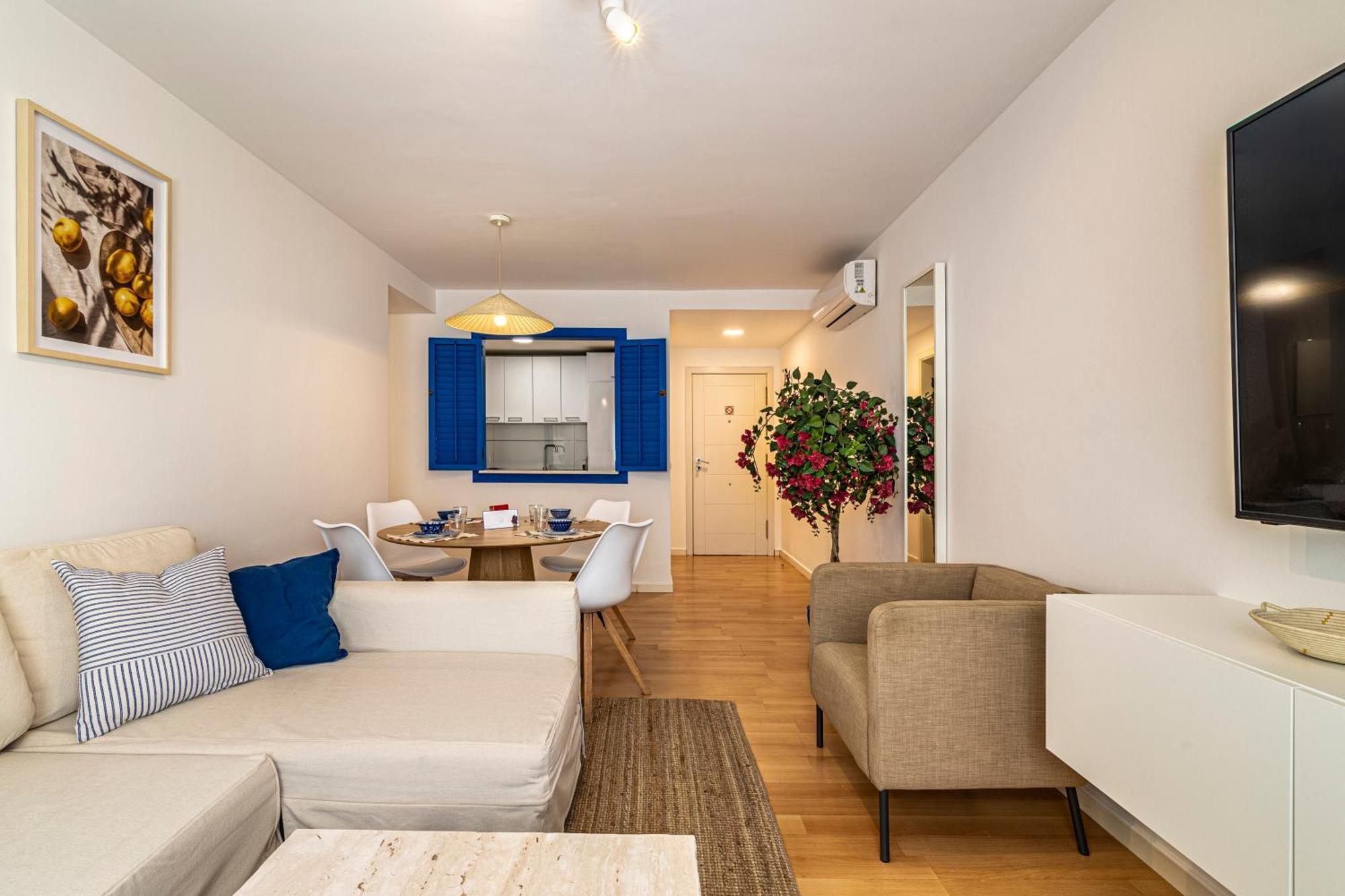 Solis Mare Apartments - Pedregalejo Beach Малага Екстер'єр фото